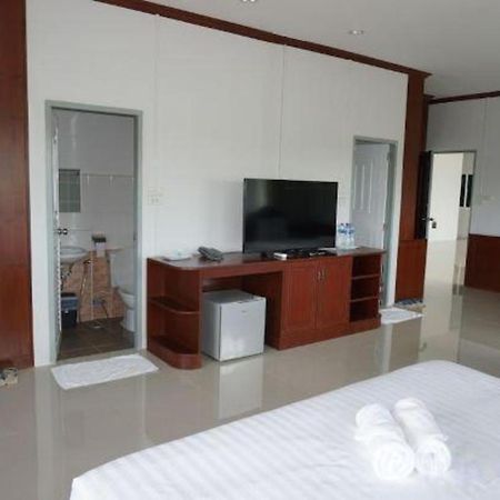 Oyo 75394 Sakthong Grand Hotel Chiang Khong Exterior photo