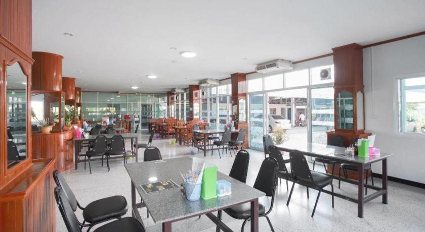 Oyo 75394 Sakthong Grand Hotel Chiang Khong Exterior photo