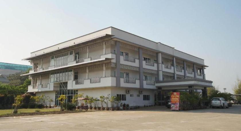 Oyo 75394 Sakthong Grand Hotel Chiang Khong Exterior photo