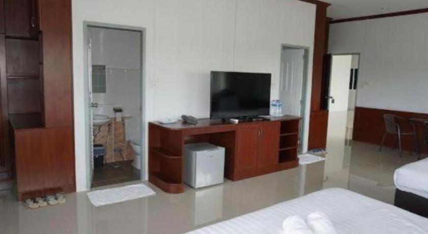 Oyo 75394 Sakthong Grand Hotel Chiang Khong Exterior photo